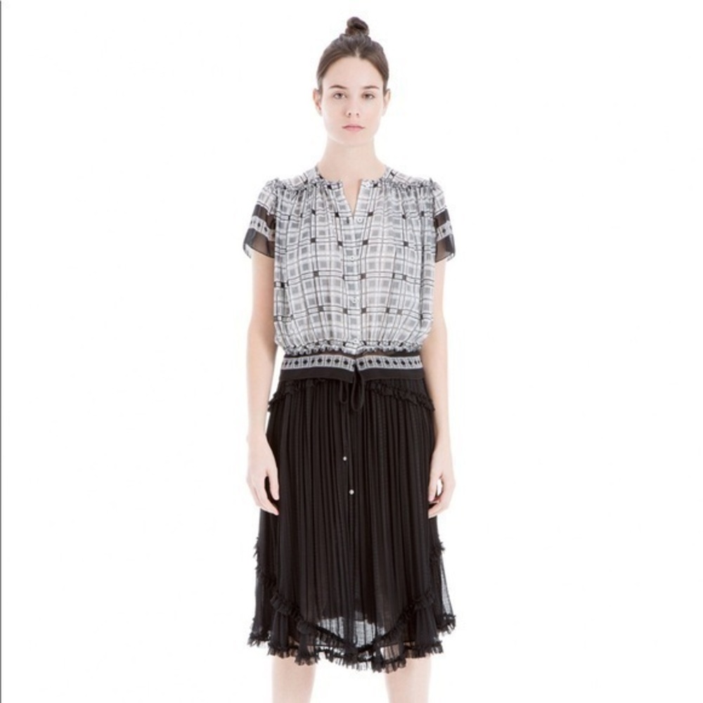Black & White Printed Short-Sleeve Blouse